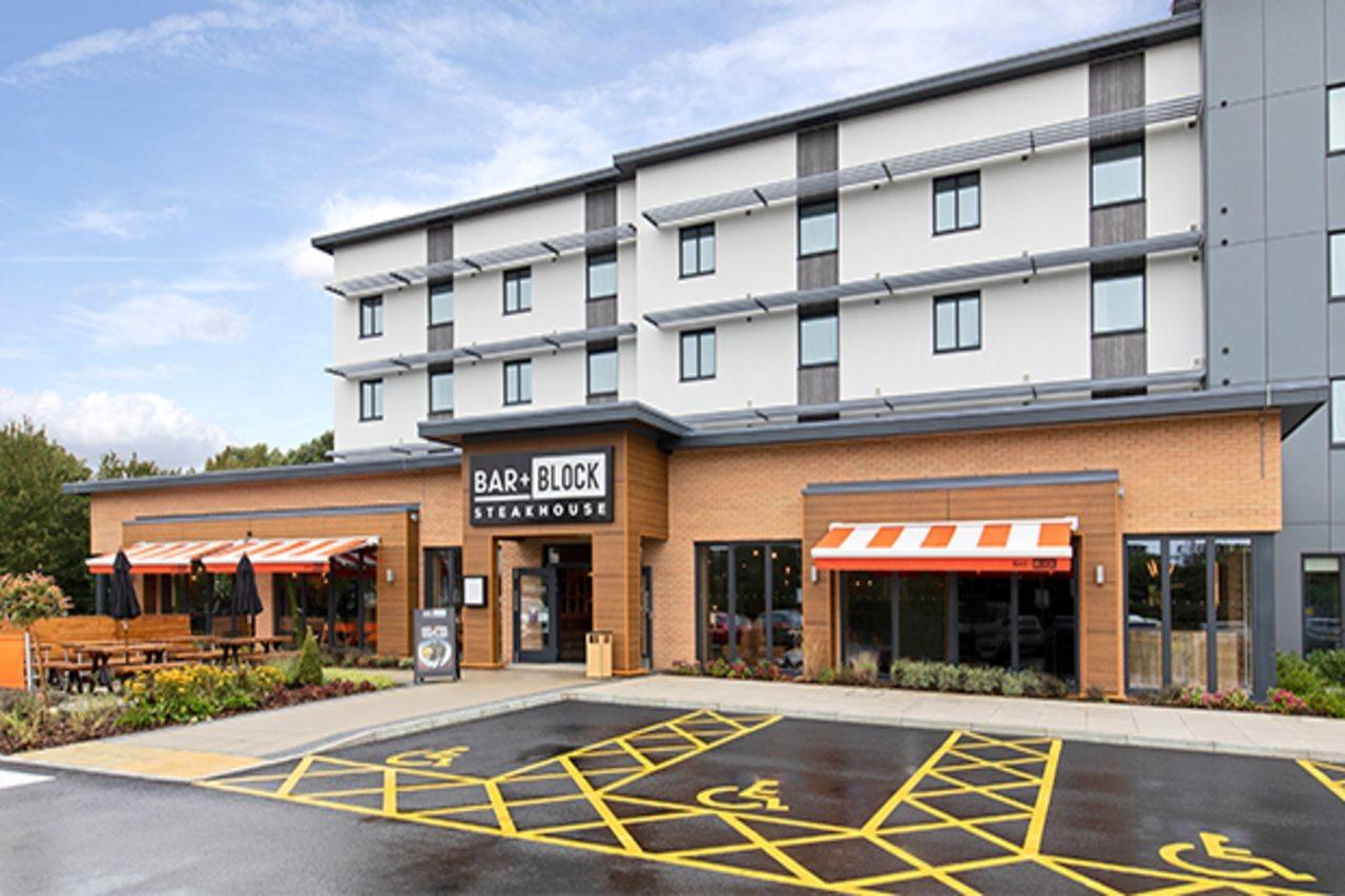 Premier Inn Winnersh Exterior foto